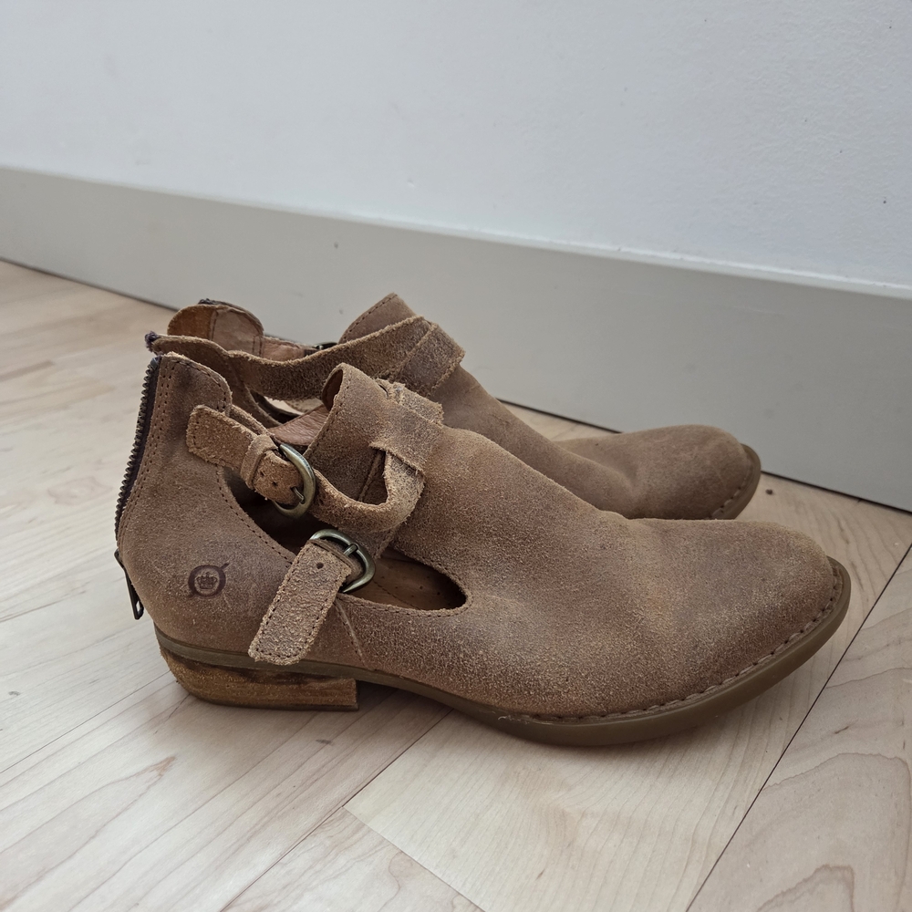 Born Tan Heeled Boots